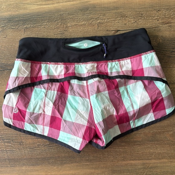 Lululemon plaid speed shorts 2 - Picture 3 of 4